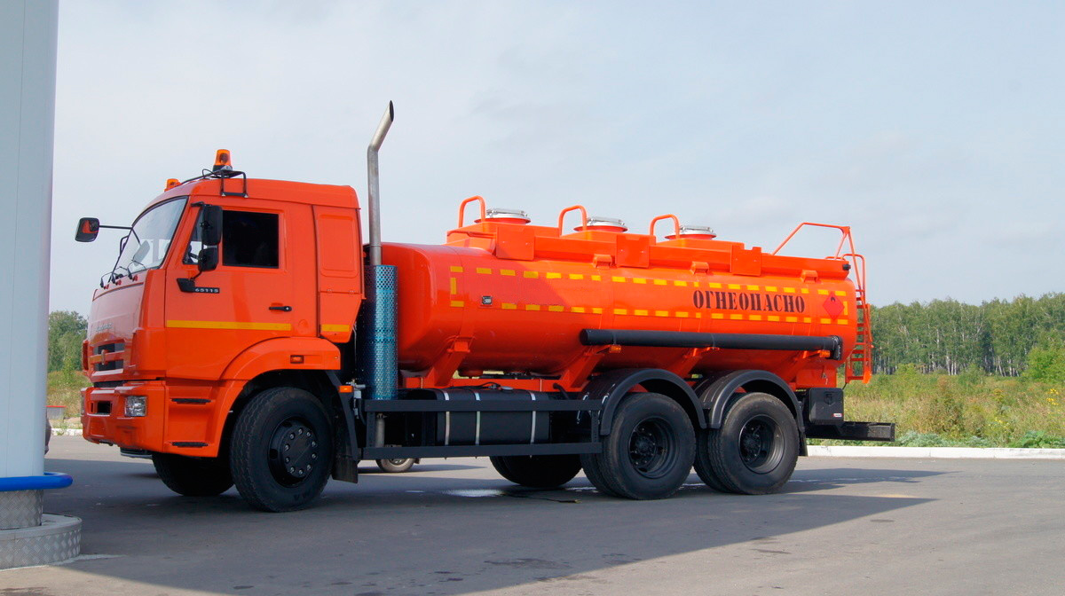 Автоцистерна 5666-31